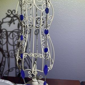Royal blue silver toned necklace